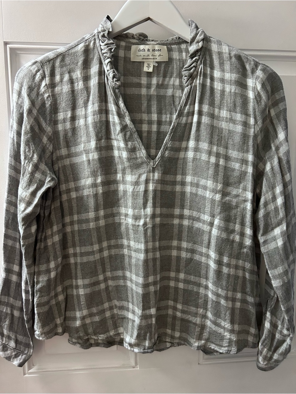 cloth & stone Gray and White Plaid Ruffle V-Neck Blouse